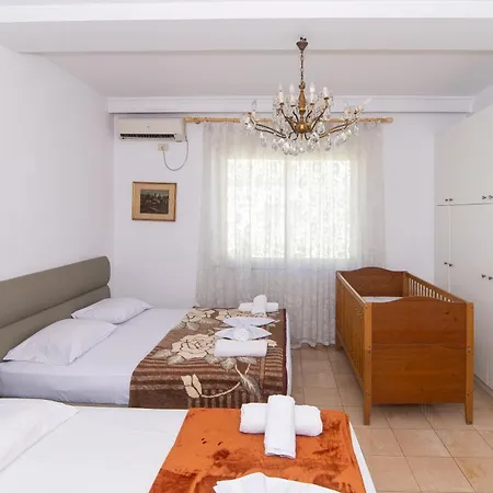 Vintage Blloku Appartement Tirana