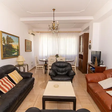 Vintage Blloku * 地拉那