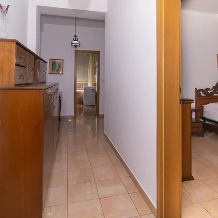 Vintage Blloku Apartment