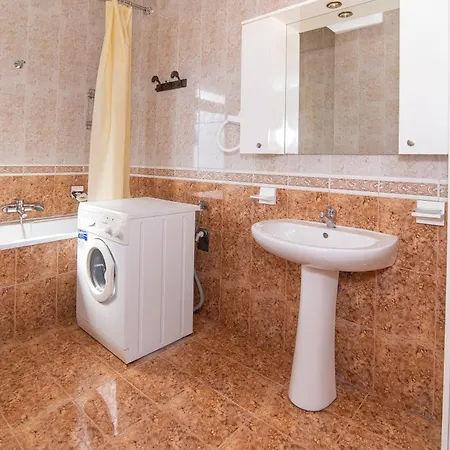 Vintage Blloku Apartment *