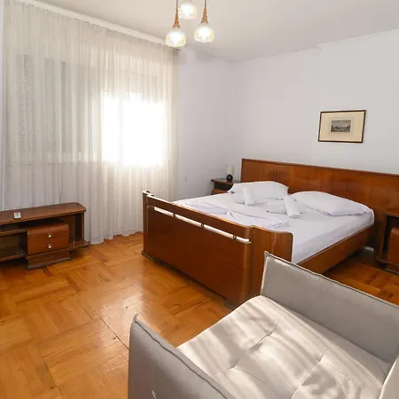 Vintage Blloku 아파트 티라나