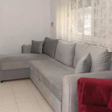 Vintage Blloku Apartment Tirana